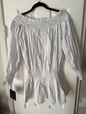 NWT Norma Kamali White Off-Shoulder Peplum Top